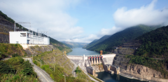 大朝山水電站廠房橋機、尾水臺車控制系統(tǒng)電氣設(shè)備順利驗收出廠